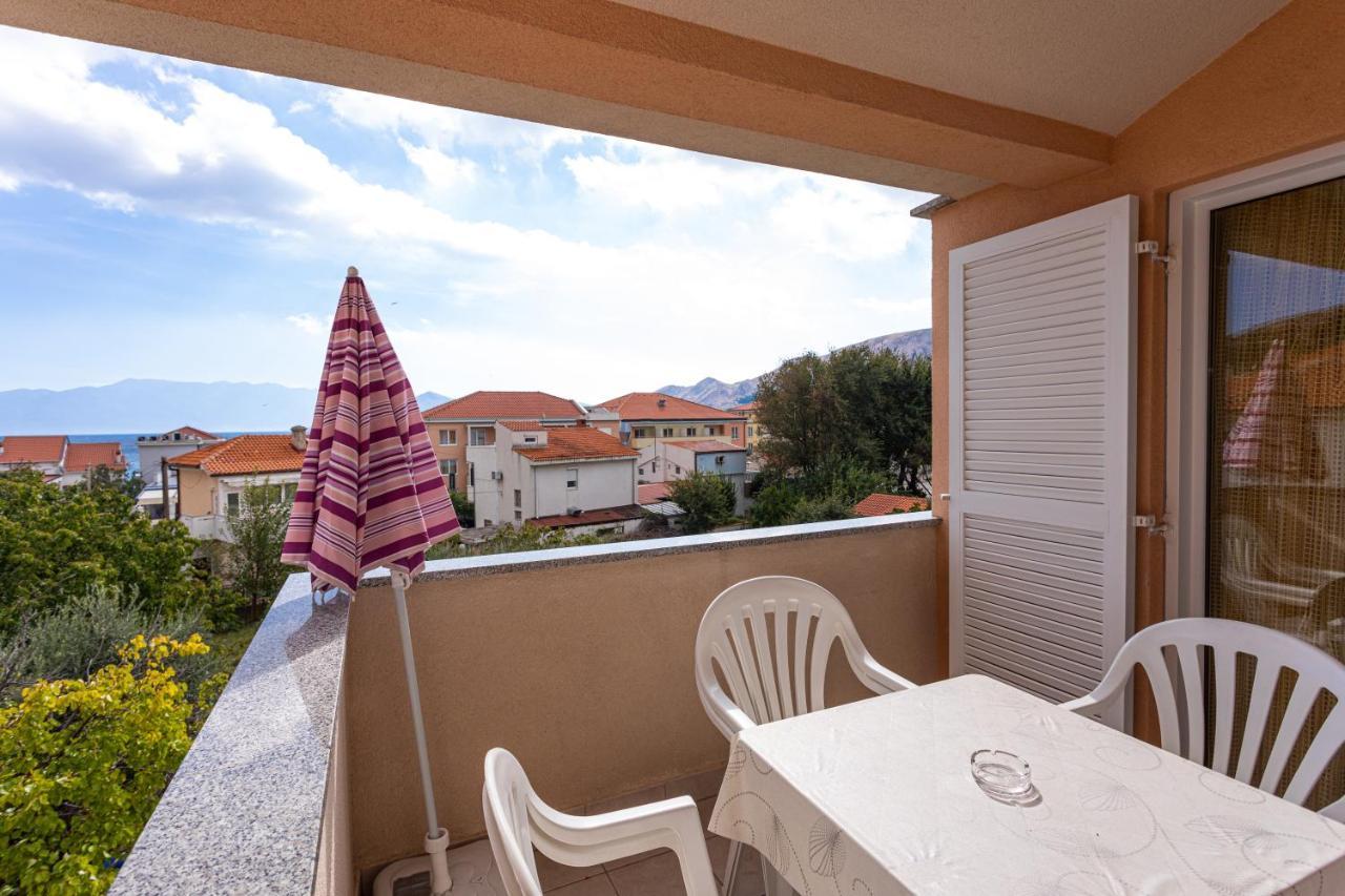 Apartments Crnekovic IV Baska  Exterior photo