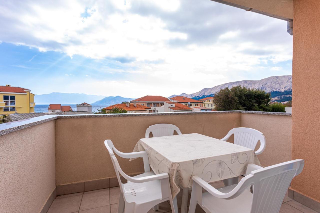 Apartments Crnekovic IV Baska  Exterior photo