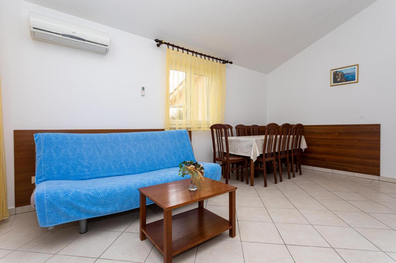 Apartments Crnekovic IV Baska  Exterior photo